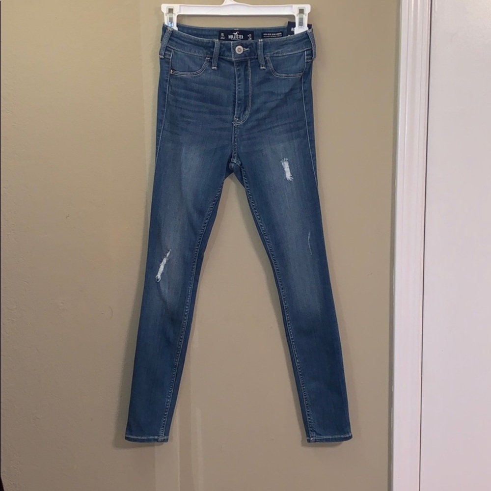 Never worn light blue jean leggings